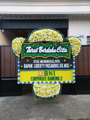 Papan Bunga Duka di Cikijing
