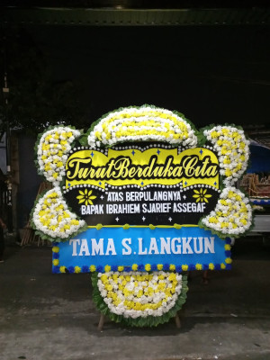 Papan Bunga Duka di Cikijing