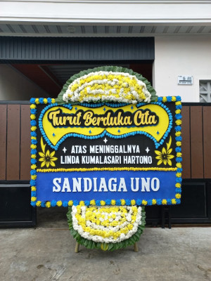 Papan Bunga Duka di Cikijing